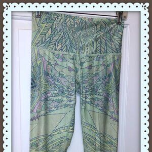 Teeki Hot Pants Envision Sea Foam Green/Blue Print Recycled P.E.T. Material Sz S